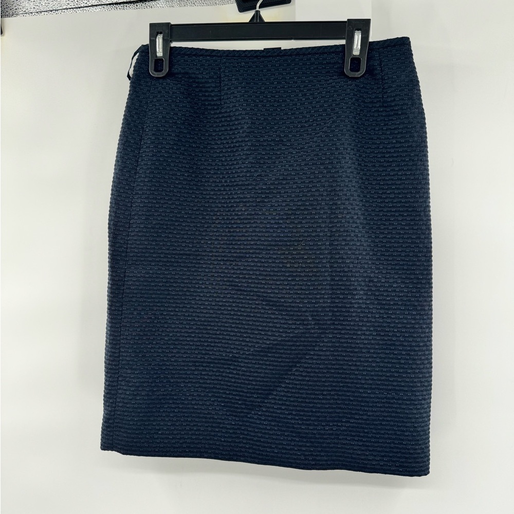 Tahari blue pencil skirt navy sparkle size 4